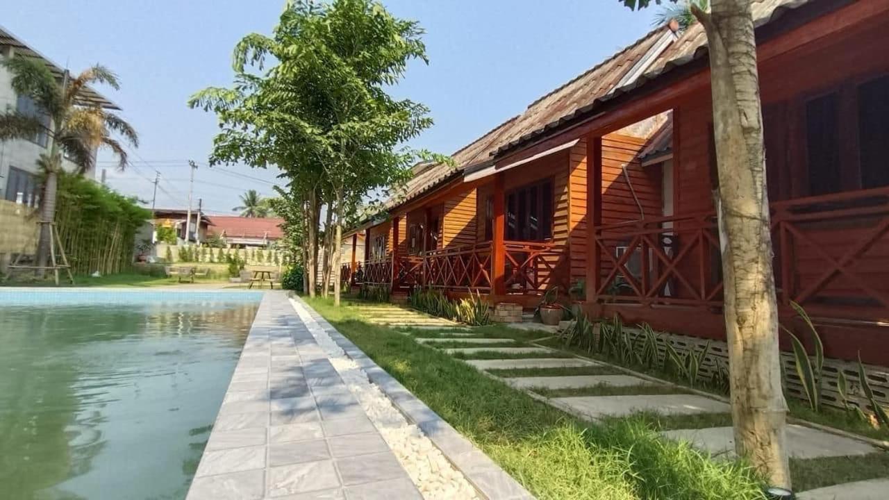 Vang Vieng Bungalows Ngoại thất bức ảnh